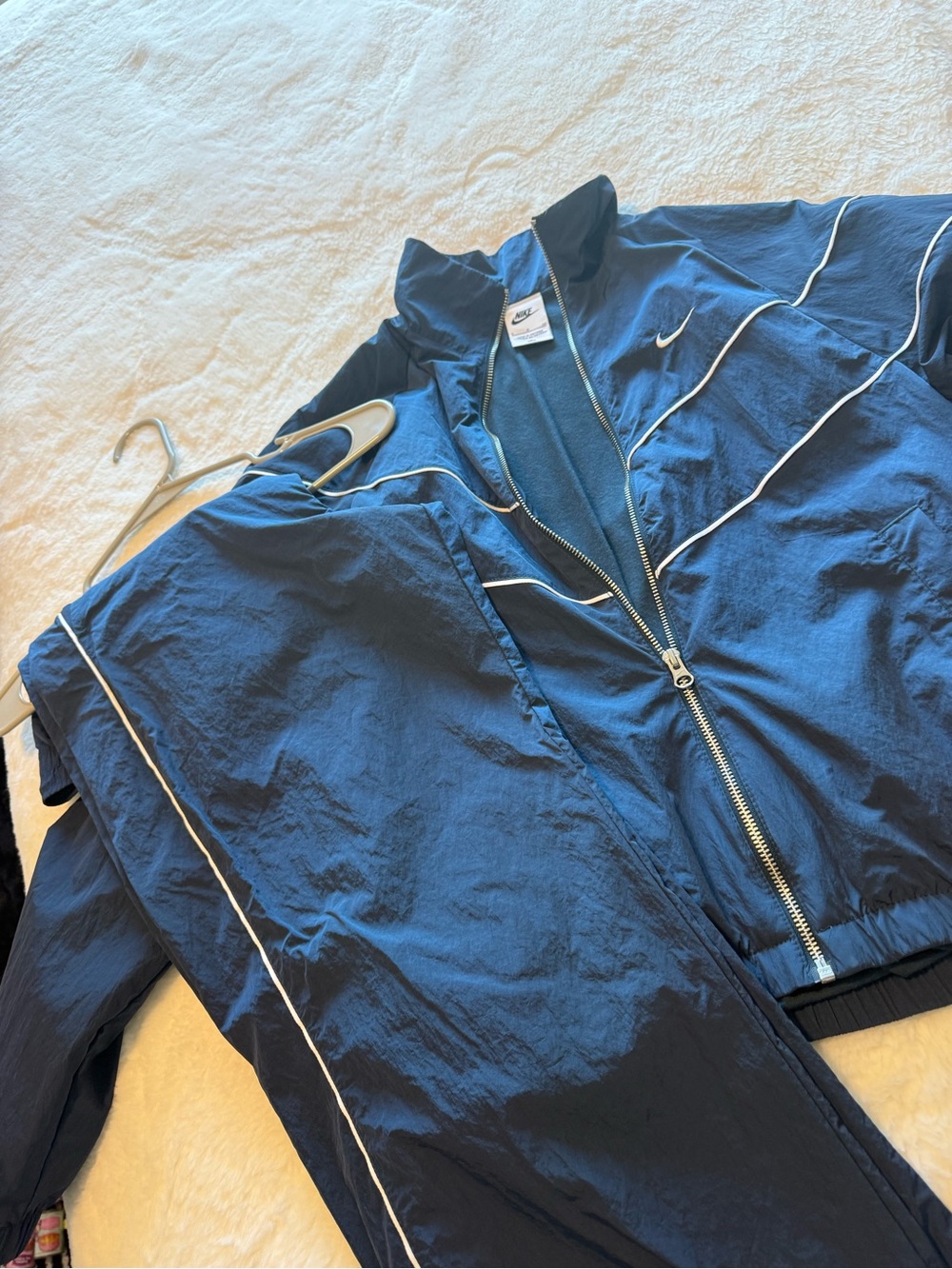 Nike women’s  Navy Track set